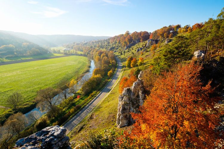 Felsformation 12 Apostel im Naturpark Altmühltal – beeindruckende Naturkulisse