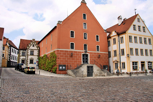 Historisches Stadthaus in Neuburg an der Donau – Sehenswürdigkeit nahe der Ferienwohnung Dorfzauber
