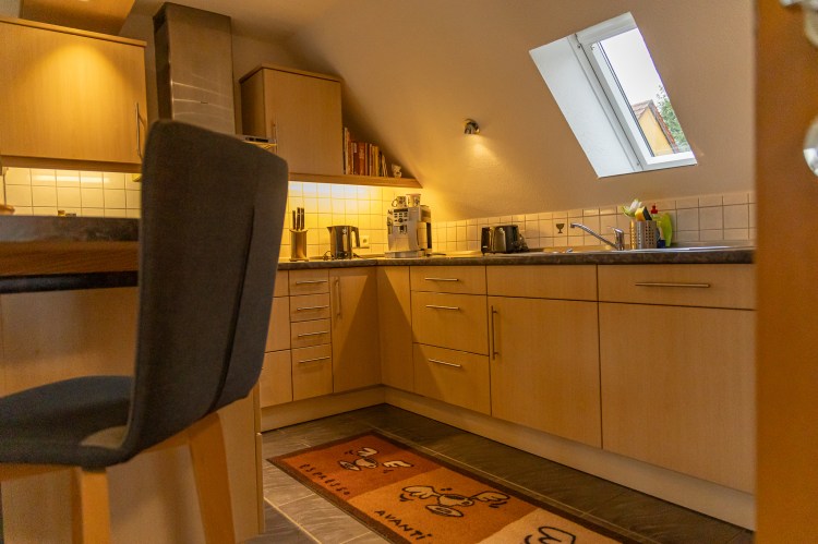 Offene gemütliche Küche mit sehr viel Platz